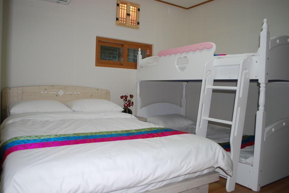 Mago Guesthouse Seoul Exterior photo