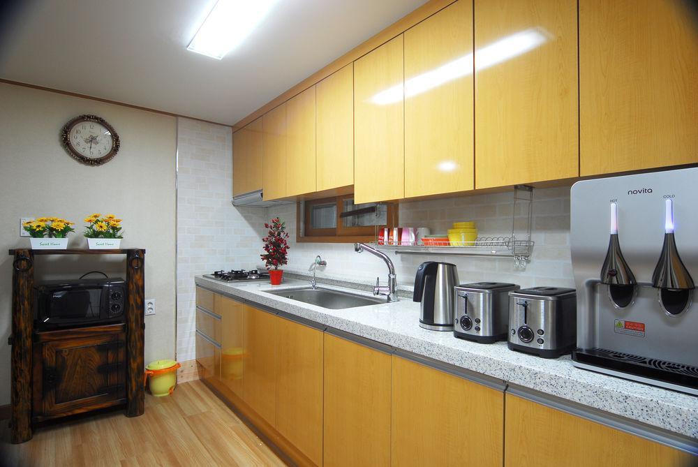 Mago Guesthouse Seoul Exterior photo